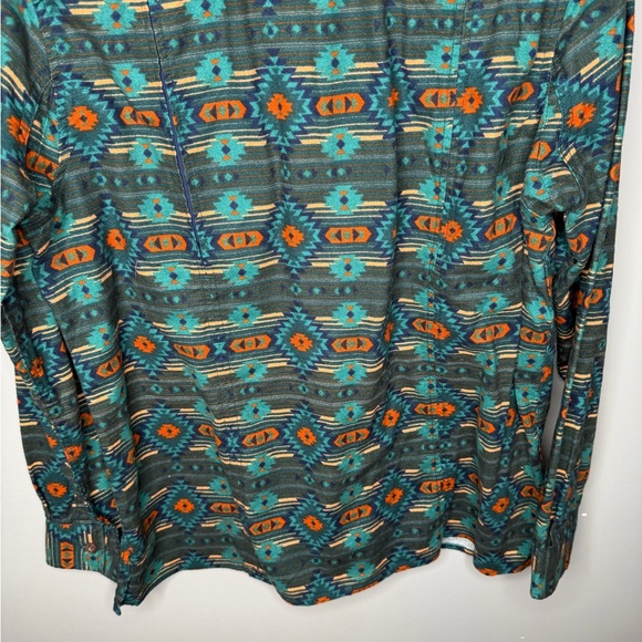 Duluth Aztec Printed Flannel Shirt - Picture 8 of 11